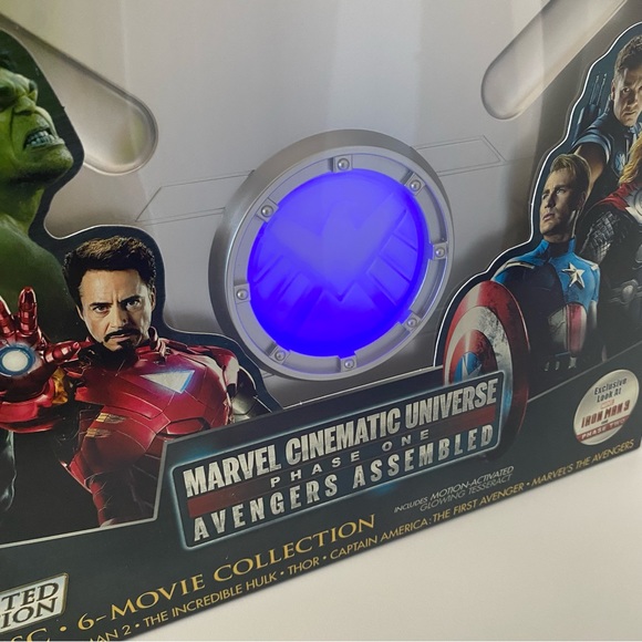 Marvel Cinematic Universe Phase 1 Blu-Ray Collection - Picture 5 of 6